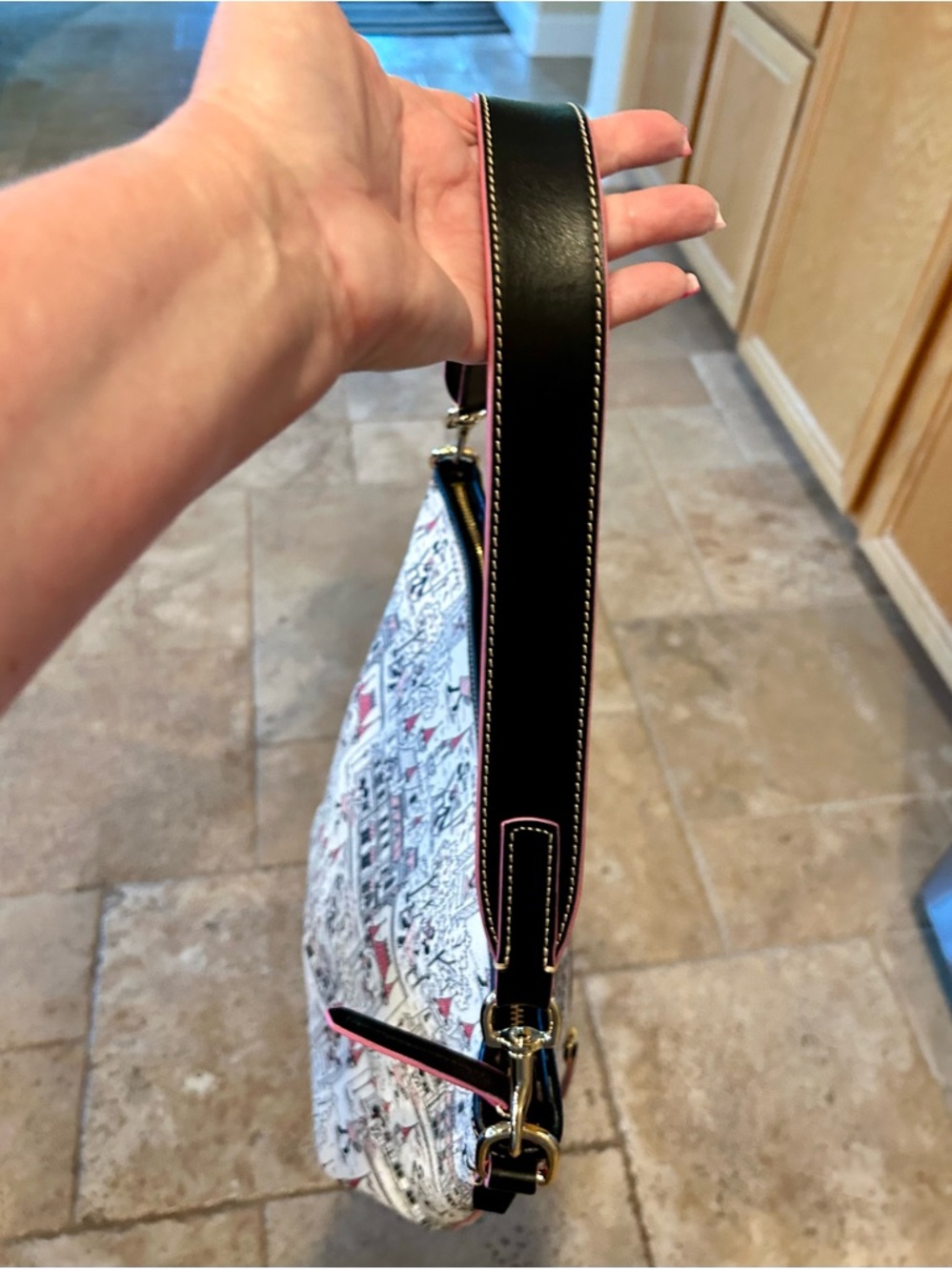 Dooney & Bourke Disney “Minnie in the Park” Hobo Bag AND Coordinating Wallet Set - Picture 9 of 16